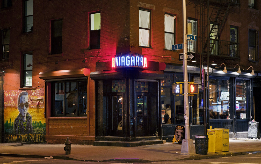 PUNK PARLOR – NIAGARA
