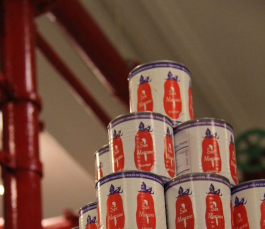 TO MARKET, TO MARKET – DEAN & DELUCA